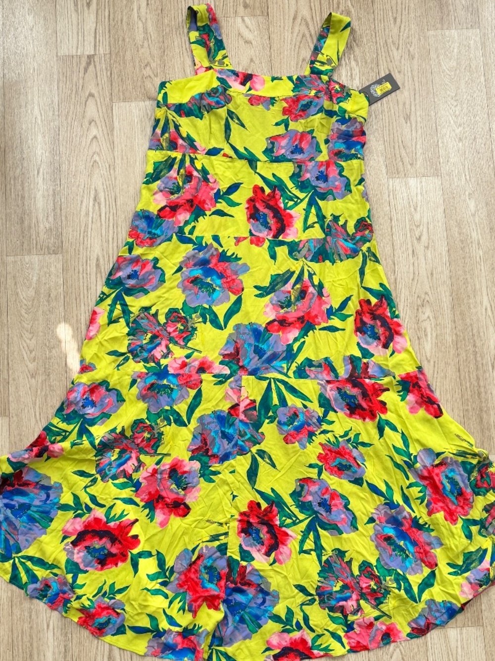 NWT Vince Camuto Floral Maxi Tiered Dress with Smocked Back, Size 1X - Picture 3 of 10